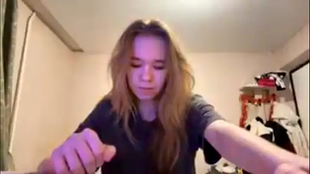 LeomaJee online show from March 29, 4:18 pm