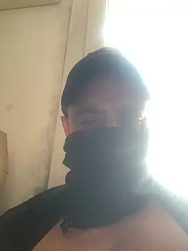 Snapshot of bla696922 chatting on March 12, 12:44 pm bla696922 online show from March 12, 12:44 pm