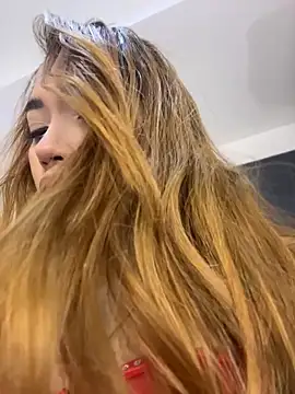 CyberMiaXXX online show from May 9, 1:05 pm