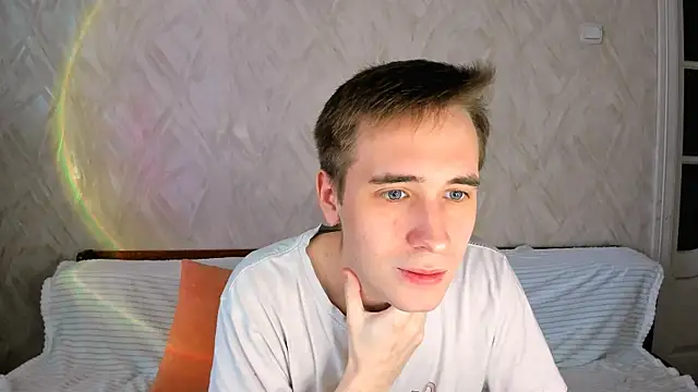 Alfred bucks online show from March 12, 9:15 am