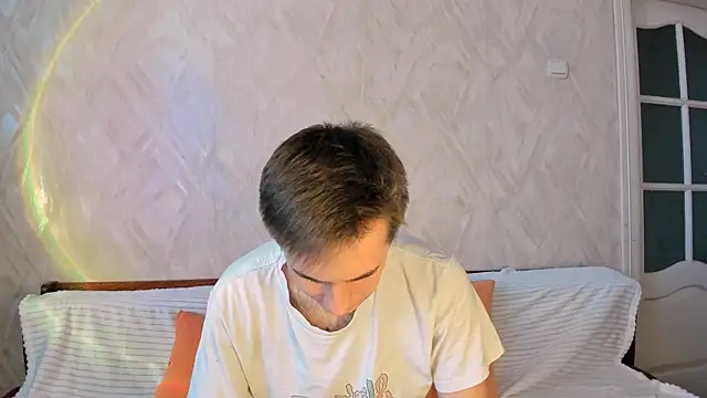 Alfred bucks online show from March 13, 9:27 am