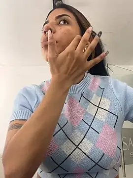 Snapshot of VioletaHills_ chatting on June 10, 12:26 pm VioletaHills online show from June 10, 12:26 pm