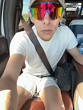 Snapshot of sam_damn chatting on July 3, 4:46 pm sam damn online show from July 3, 4:46 pm