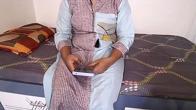 Snapshot of Miss_Sanika chatting on July 12, 6:37 am Miss Sanika online show from July 12, 6:37 am