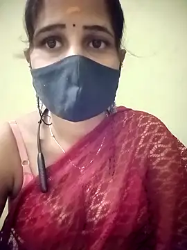 Snapshot of Tamil_Rani- chatting on April 15, 11:05 pm Tamil Rani- online show from April 15, 11:05 pm