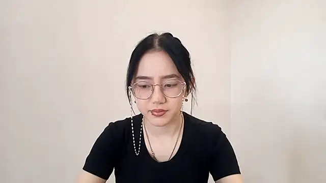 SolvedGlobe online show from April 17, 1:03 pm