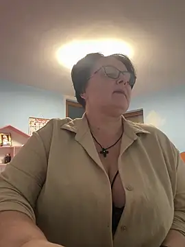 I amArquette online show from March 18, 5:49 pm