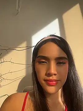 Mia-villalobos online show from May 7, 9:42 pm