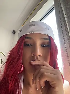 Mia-villalobos online show from May 22, 3:39 pm