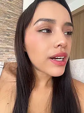 Mia-villalobos online show from May 23, 1:48 pm