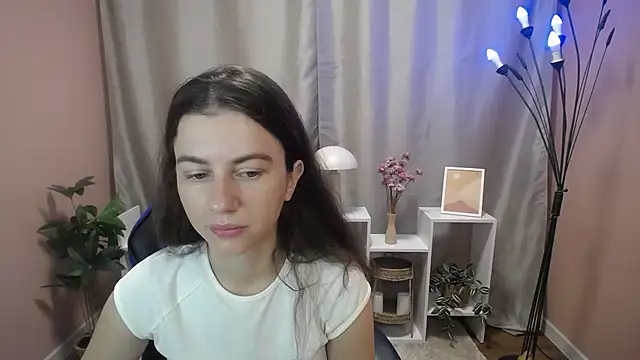 MistyBree online show from July 13, 8:06 am