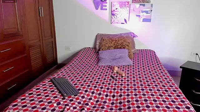 Aylah beckman online show from March 6, 11:06 am