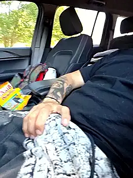 DoggiiDick online show from April 17, 6:55 pm