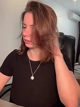 VelvetChloe online show from April 15, 9:49 am