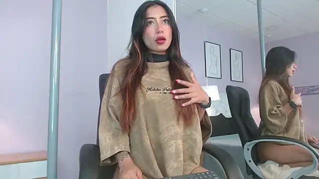 Snapshot of Cataleyaa23 chatting on April 12, 7:30 pm Cataleyaa23 online show from April 12, 7:30 pm