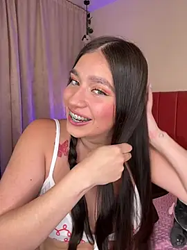 Caandace online show from April 7, 7:14 pm