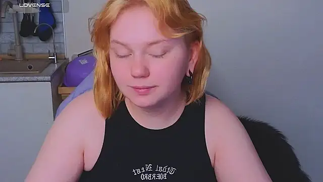soft focus online show from May 21, 4:52 am