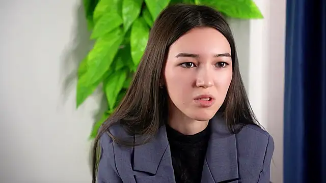 Snapshot of JanisLadd chatting on March 5, 11:06 am JanisLadd online show from March 5, 11:06 am