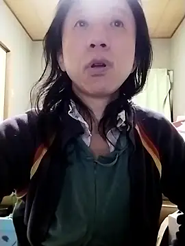 mako7612 online show from April 2, 7:44 pm