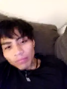 Snapshot of ISAAC6969i chatting on March 3, 7:25 am ISAAC6969i online show from March 3, 7:25 am