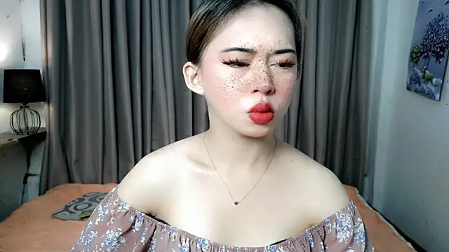 Seductive sophie online show from May 25, 3:01 am