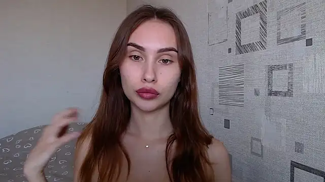 yourameliaa online show from April 5, 10:45 am