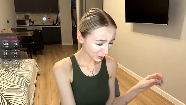 ClonedAge online show from April 10, 5:06 pm