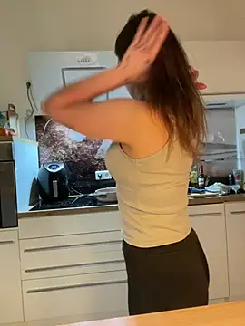 Snapshot of Johanna420 chatting on July 20, 11:29 pm Johanna420 online show from July 20, 11:29 pm