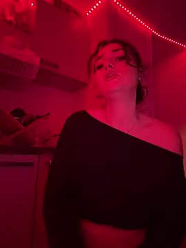 Claraaaaa06 online show from March 10, 8:14 pm