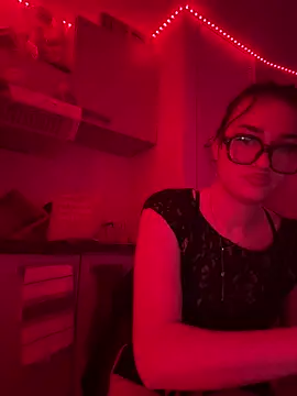 Claraaaaa06 online show from April 7, 7:14 pm