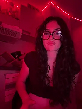 Claraaaaa06 online show from April 10, 6:56 pm