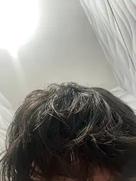 Snapshot of colageno_2005 chatting on March 3, 7:36 am colageno 2005 online show from March 3, 7:36 am