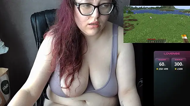 Snapshot of linafolie chatting on June 17, 11:23 am linafolie online show from June 17, 11:23 am