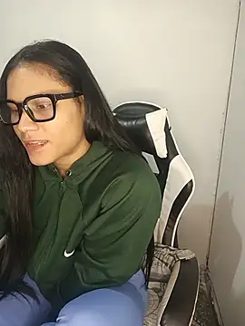 KathLovee online show from May 26, 3:08 pm