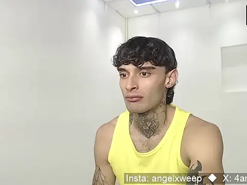 yourxcyberxangel online show from March 22, 5:38 pm