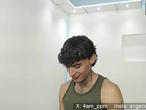 yourxcyberxangel online show from April 2, 12:36 pm