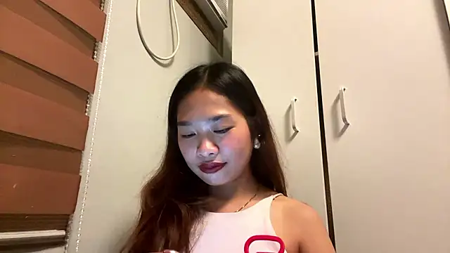 LakieshaZorrilla online show from March 4, 12:00 pm