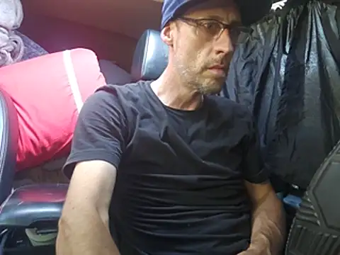 VengefulGhoul578 online show from June 29, 5:35 pm