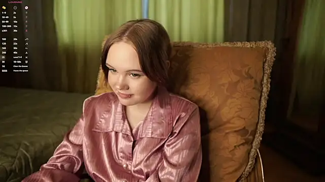 LeahAllsop online show from April 2, 3:59 am