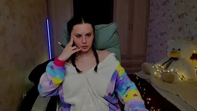 Snapshot of LoraTempt chatting on April 16, 7:36 pm LoraTempt online show from April 16, 7:36 pm