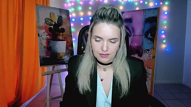 AliceSmite online show from May 29, 11:41 am
