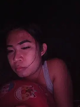 Snapshot of Roxanne_Smith23 chatting on August 1, 7:46 pm Roxanne Smith23 online show from August 1, 7:46 pm