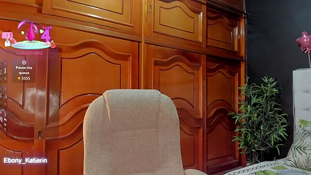 ebony katterin online show from April 15, 11:28 am