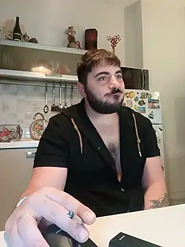 Snapshot of bear_skinny chatting on June 10, 3:55 pm bear skinny online show from June 10, 3:55 pm