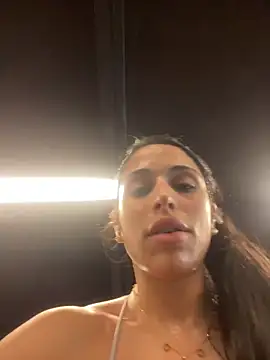sweetwanda online show from May 23, 3:27 pm