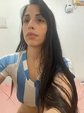 sweetwanda online show from June 16, 10:01 pm