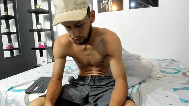 Snapshot of TedyX99 chatting on April 1, 11:55 am TedyX99 online show from April 1, 11:55 am