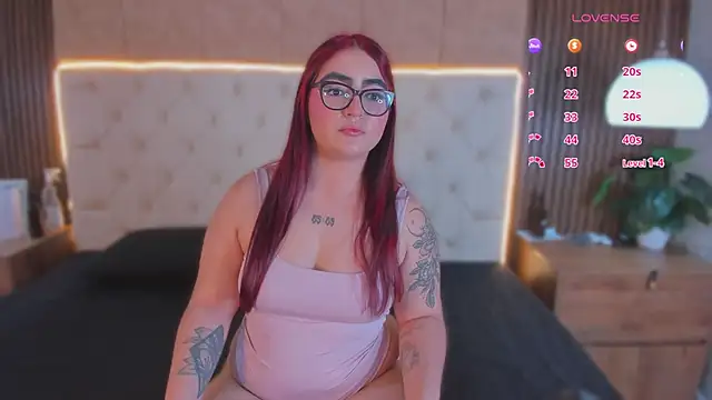 apriilfox online show from March 31, 3:52 am