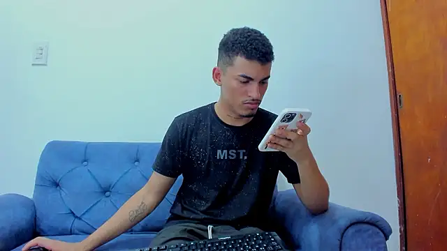 Ares DAMM online show from March 8, 7:39 pm