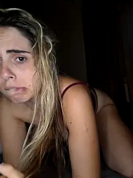 Emilyvuxa online show from May 18, 7:09 pm